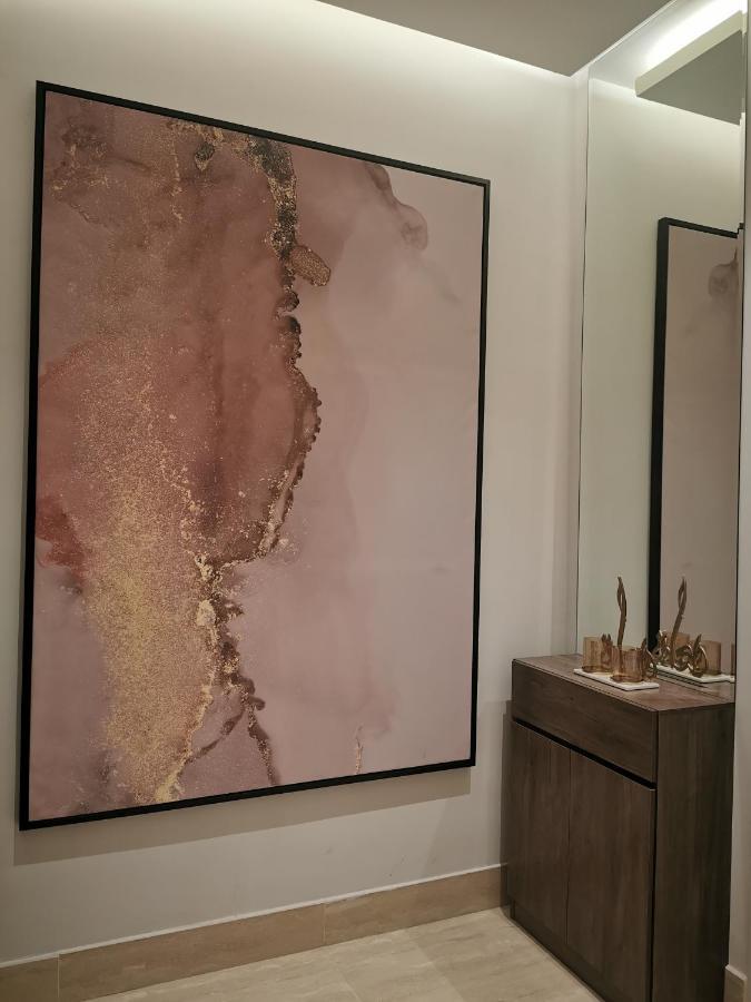 Apartment راقية بثلاث غرف نوم ودخول ذاتي