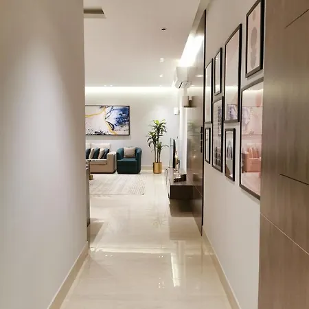 شقة راقية بثلاث غرف نوم ودخول ذاتي Riyadh Exterior photo